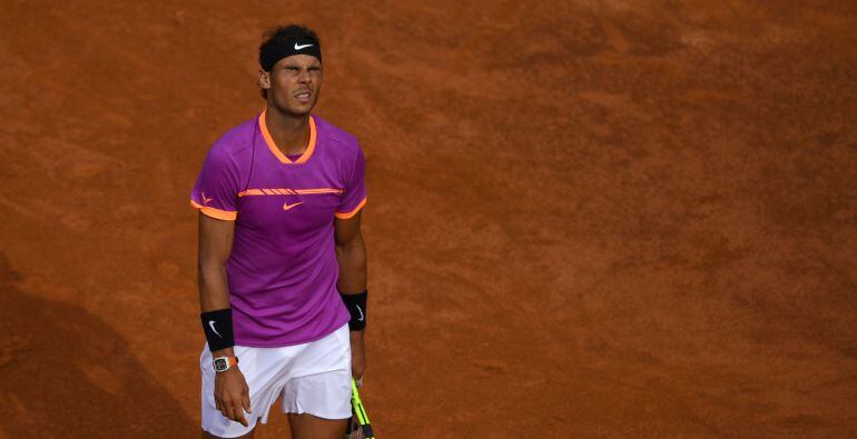 Nadal lamenta un fallo durante el encuentro ante Thiem