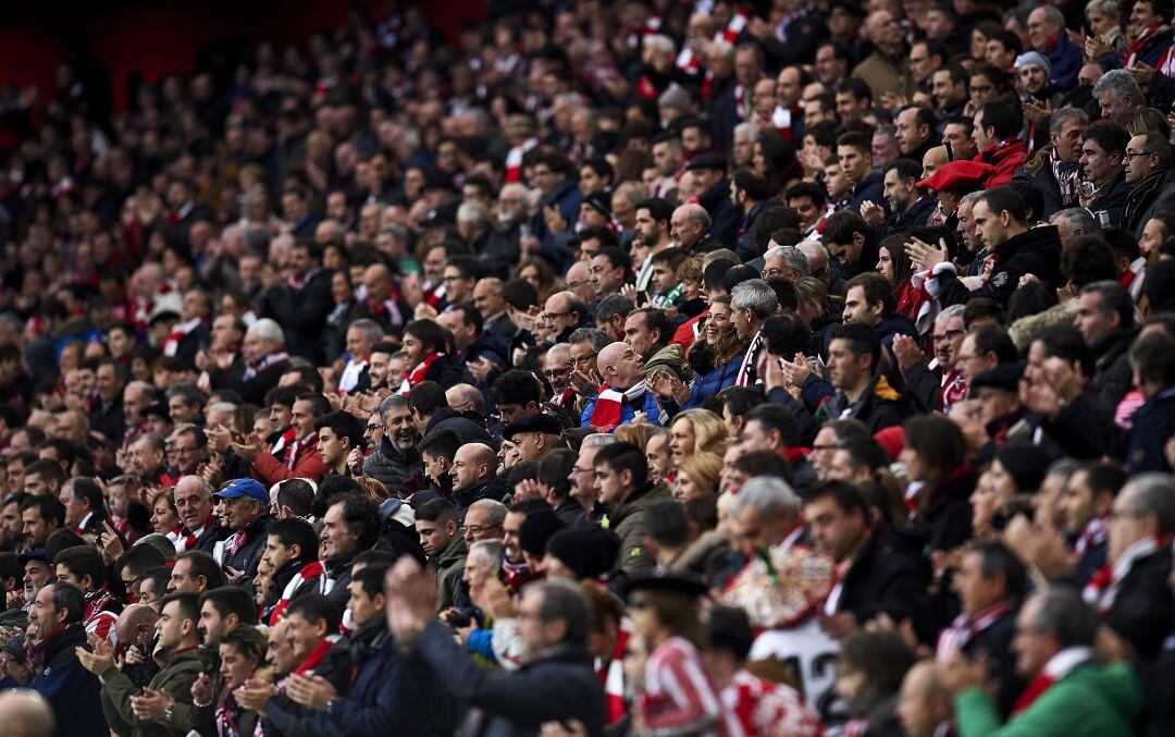 San Mamés durante el derbi vasco ante la Real Sociedad