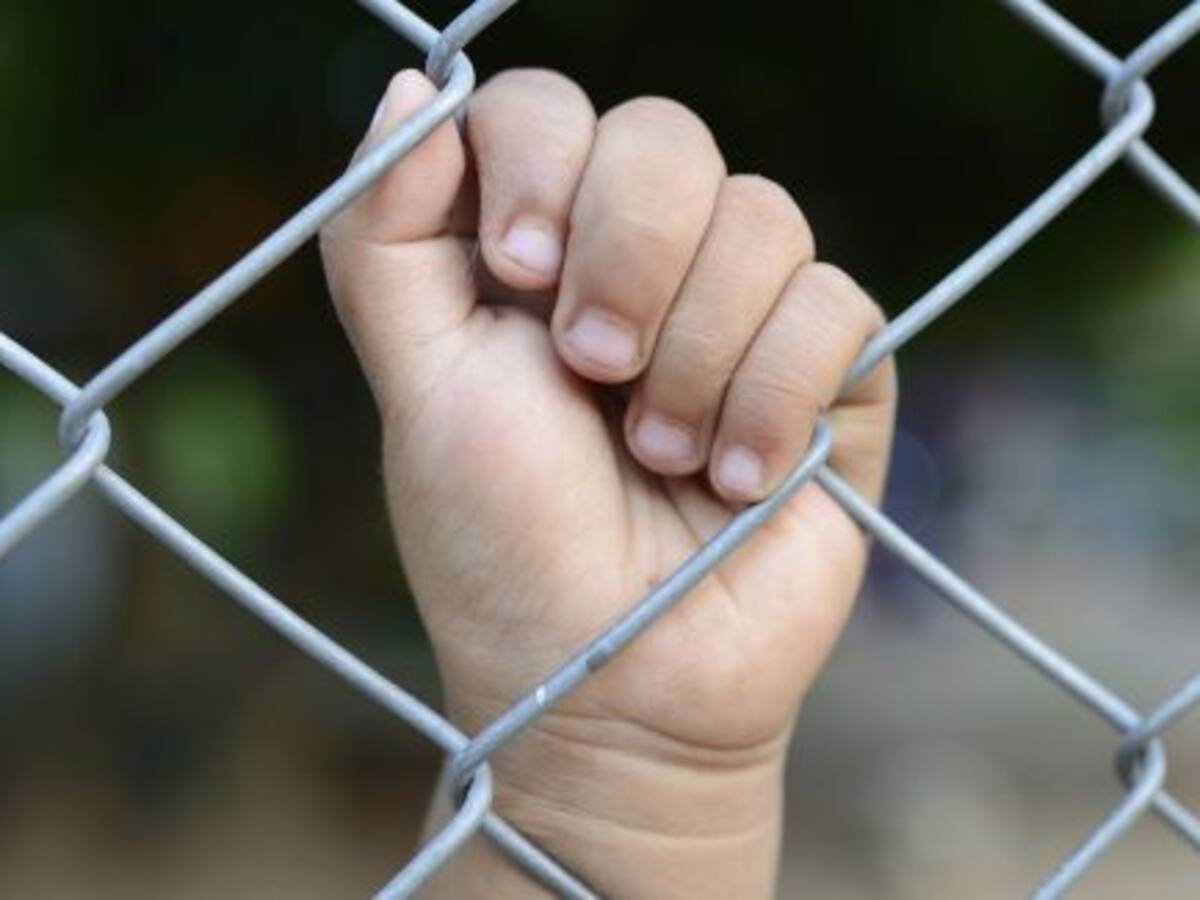 Detenida por llevarse a su hijo y esconderlo durante meses