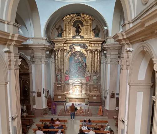 Fenómeno del asoleo en el altar mayor de la iglesia de Biscarrués