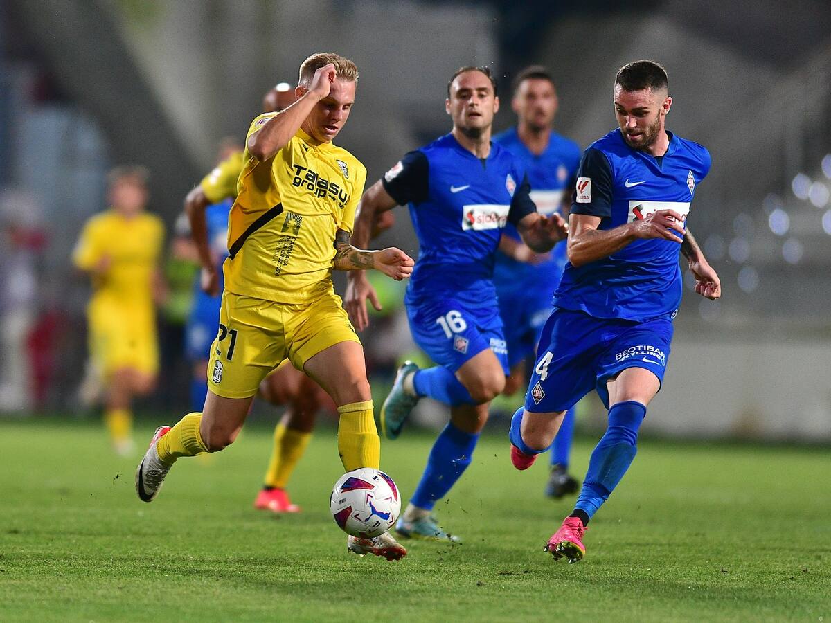 El Efesé de Calero se estrena con un empate a cero en Lezama