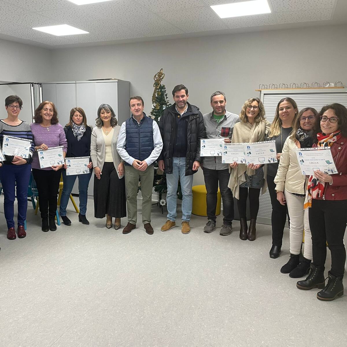 Los centros educativos de Tres Cantos reciben 45.000 euros de ayudas municipales para innovación tecnológica