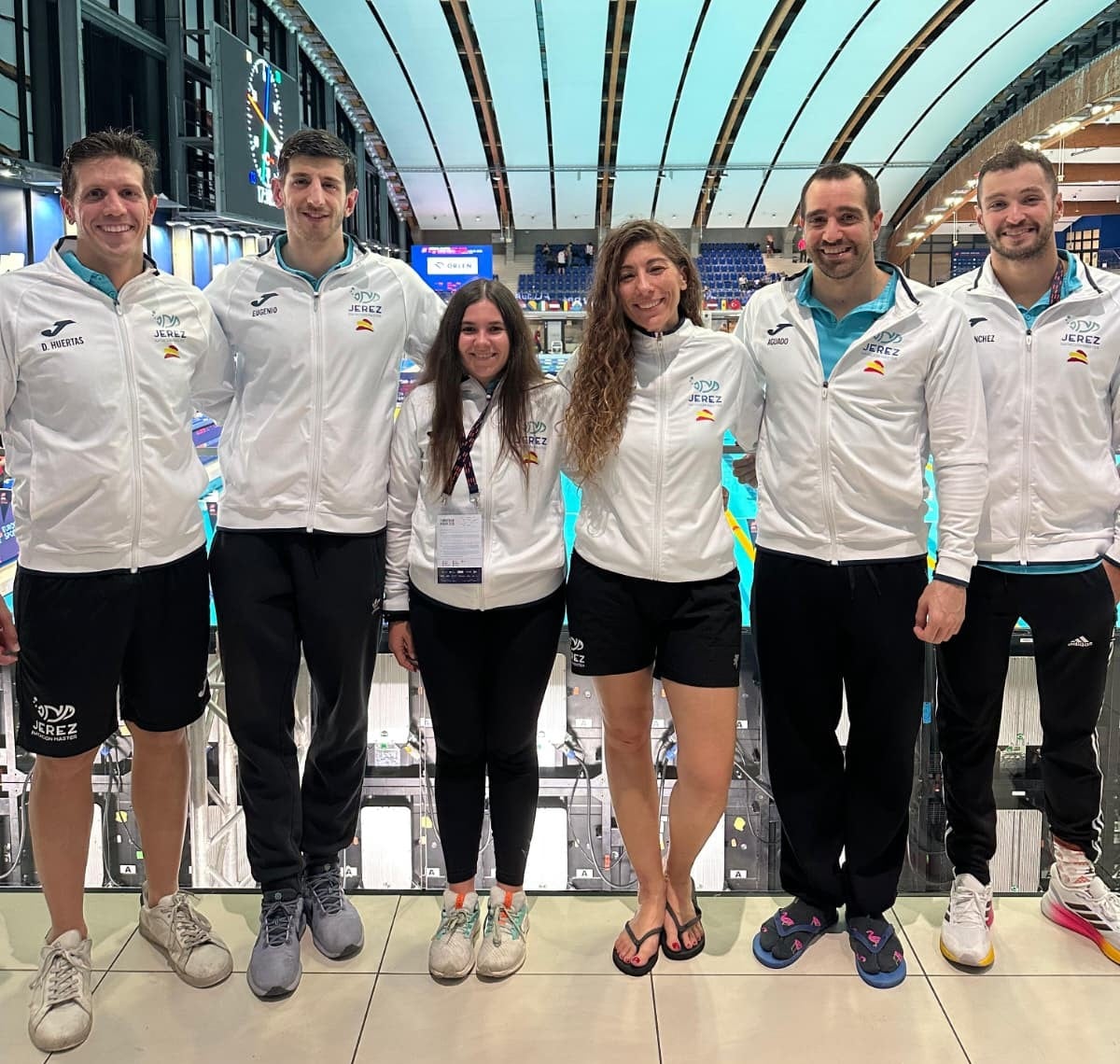 Los seis nadadores del Jerez Máster que han participado en el Europeo