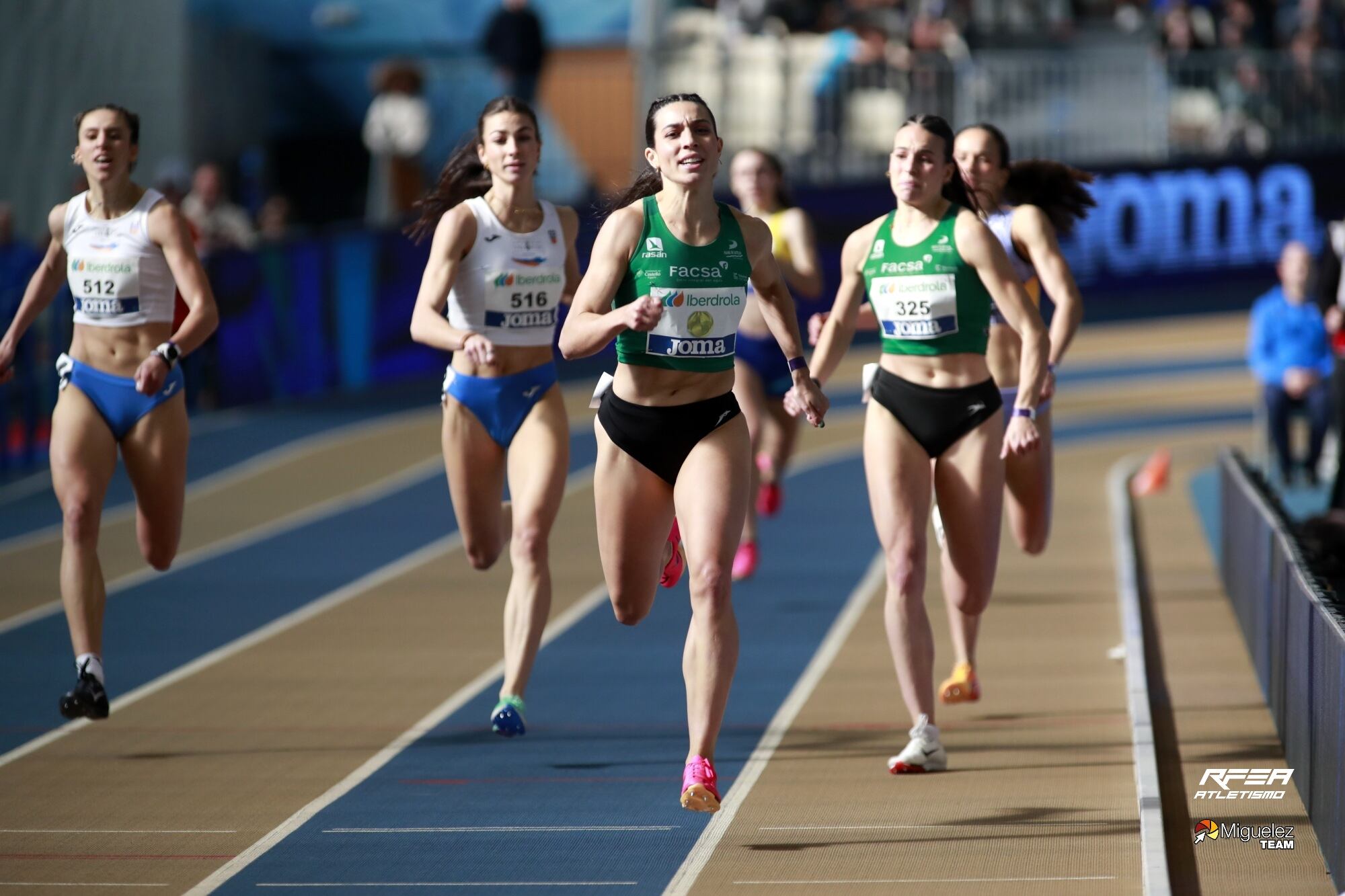 Eva Santidrián logrando la victoria el pasado domingo en la final de los 400 metros del Campeonato de España Absoluto. / Foto: RFEA