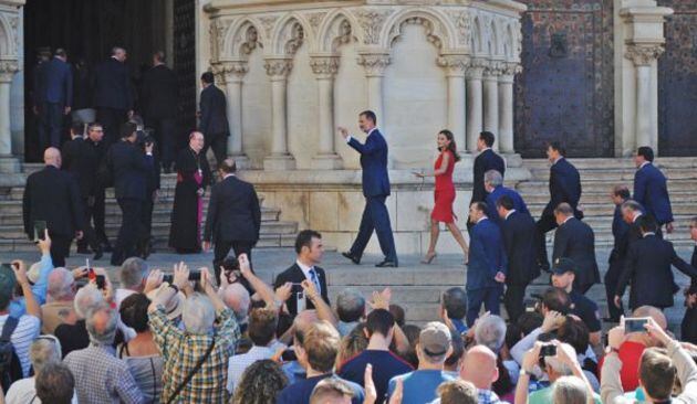 Los reyes llegan a la catedral de Cuenca para presidir la entrega de los Premios Nacionales de Cultura el 13 de septiembre de 2017.