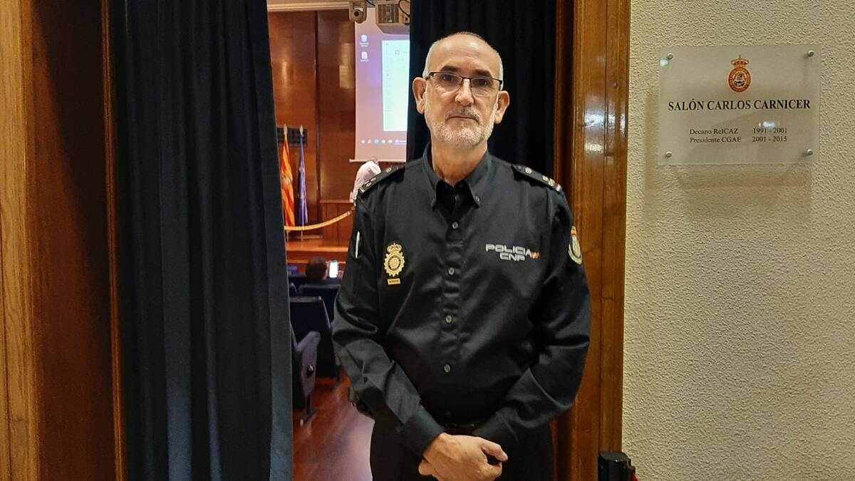 Los consejos de la Policía Nacional ante los casos de violencia de género digital - Hora 14 Aragón (25/11/2023)