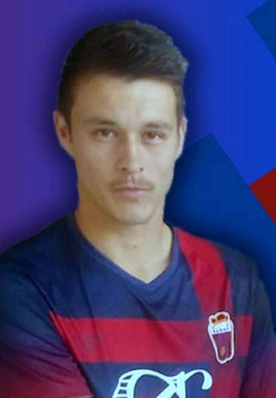 Dani Salazar vuelve a vestir la camiseta del C. D. Eldense