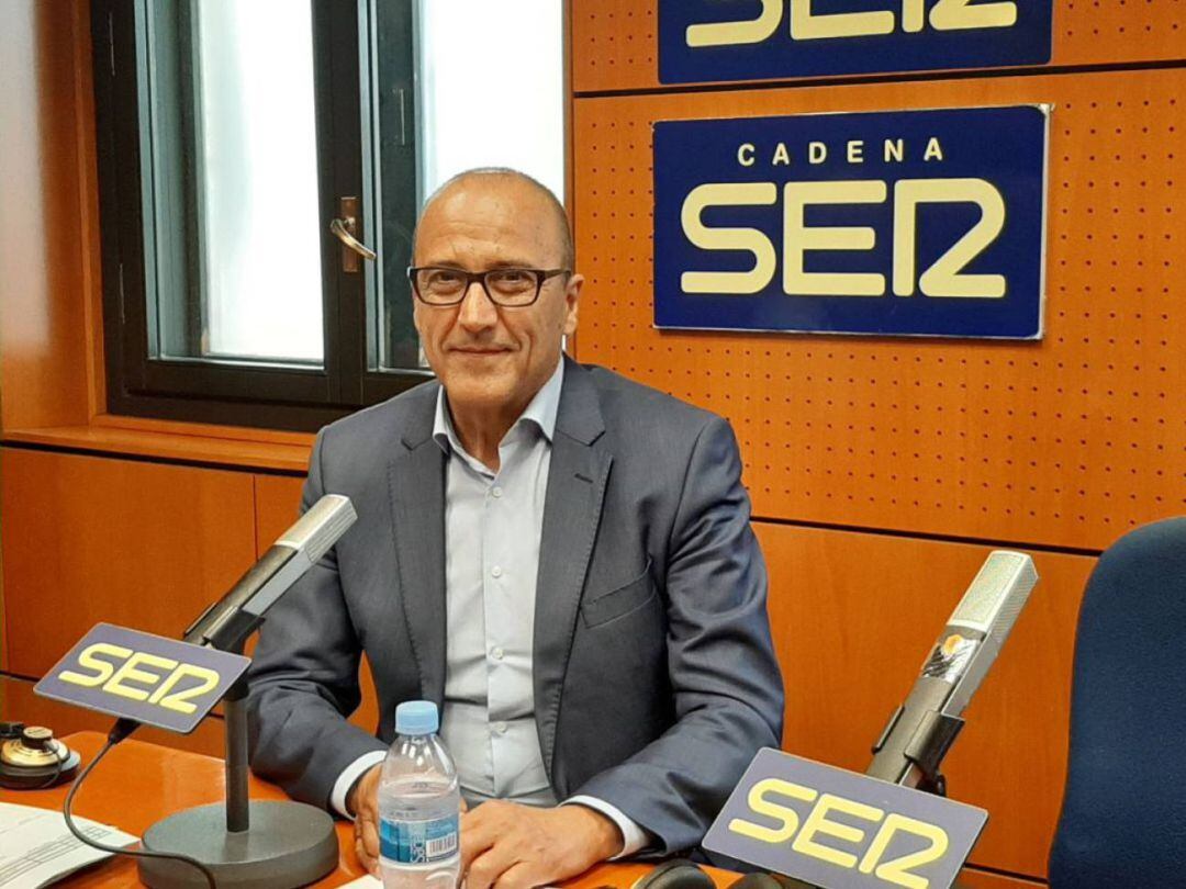 Felipe Faci en una entrevista en Radio Zaragoza. 