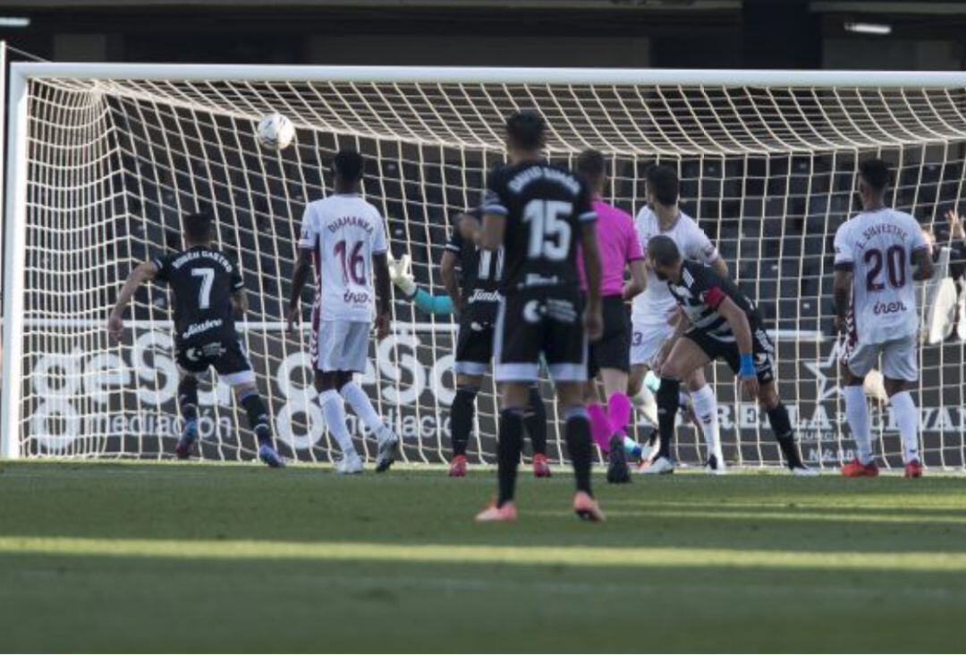 Imagen de un gol encajado por el Albacete esta temporada