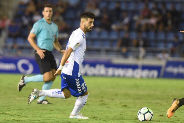 El CD Tenerife ha confirmado la cesión de Brian Martín a la UD Melilla