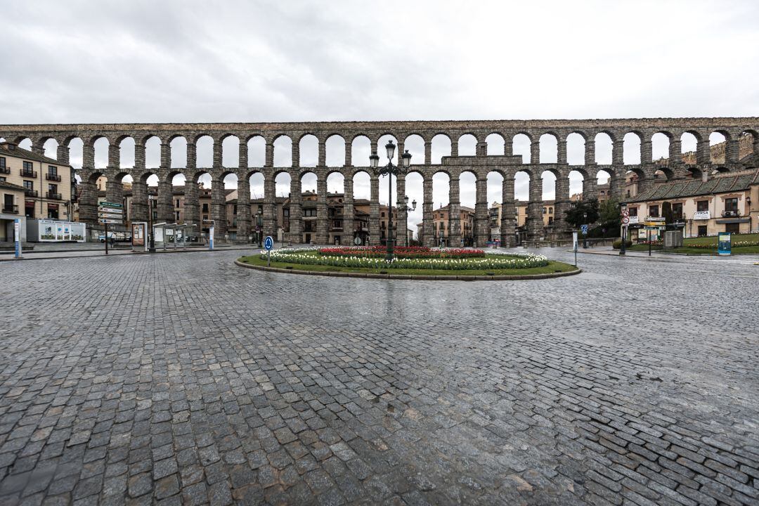 Panorámica de Segovia sin gente 