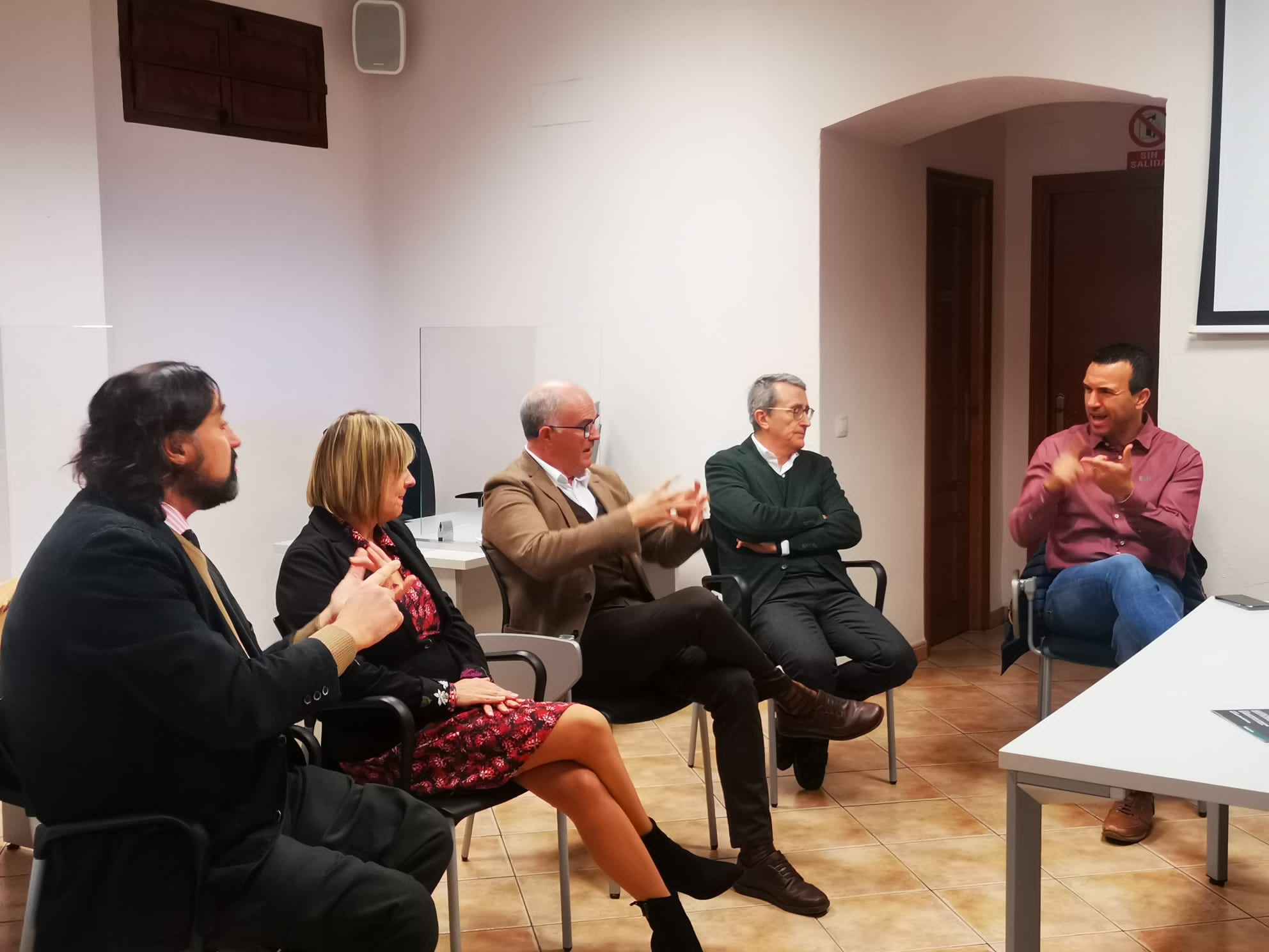 Reunión del Partido Popular con representantes del ICAV