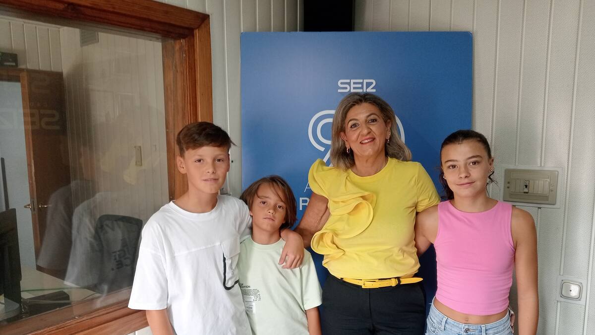 Entrevista a rosario Jódar, concejala de Infancia, Familia y Discapacidad, y a los miembros del Consejo Local de Infancia y Adolescencia de Linares, Antonio Osuna y María Lucas