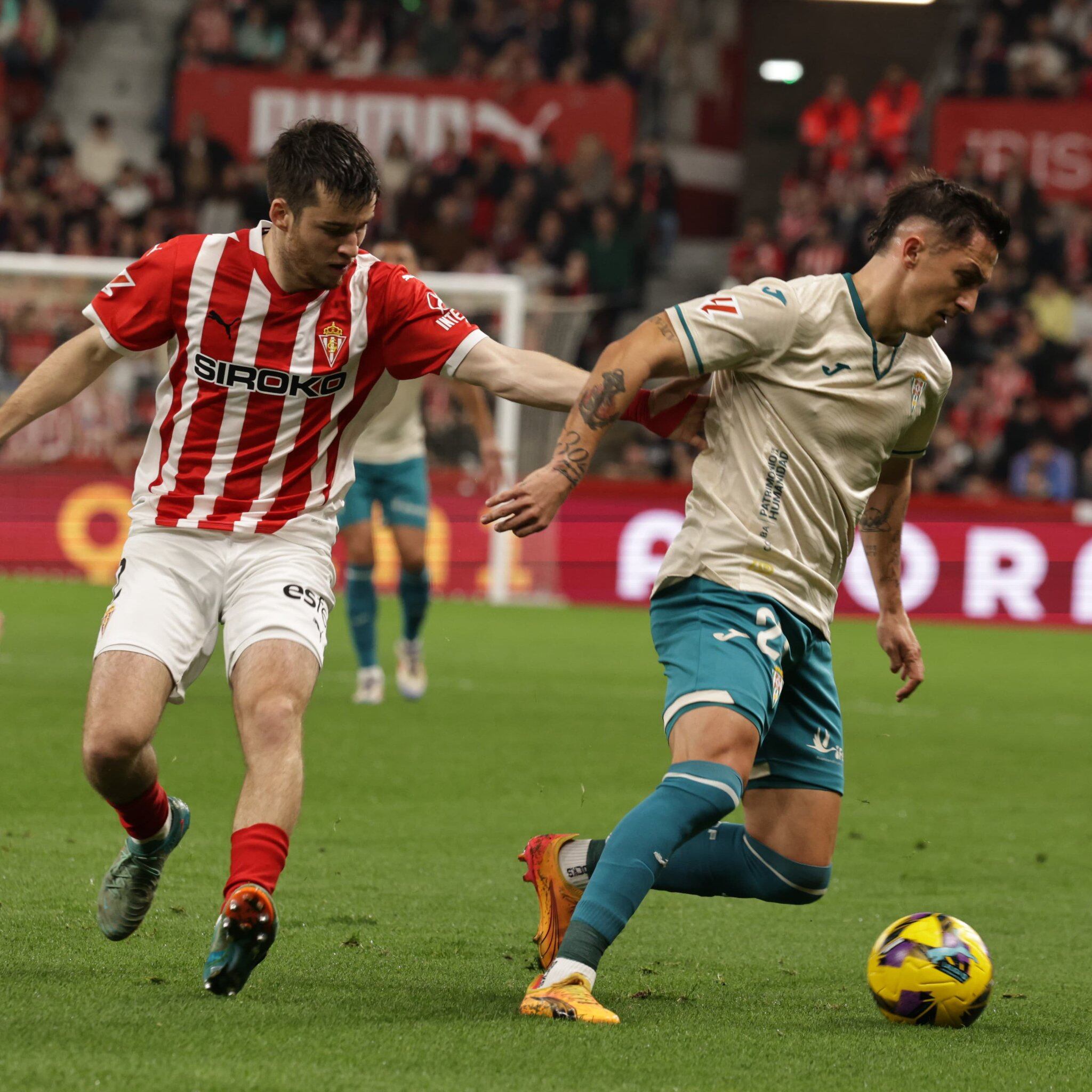 Lance del encuentro Sporting-Córdoba CF