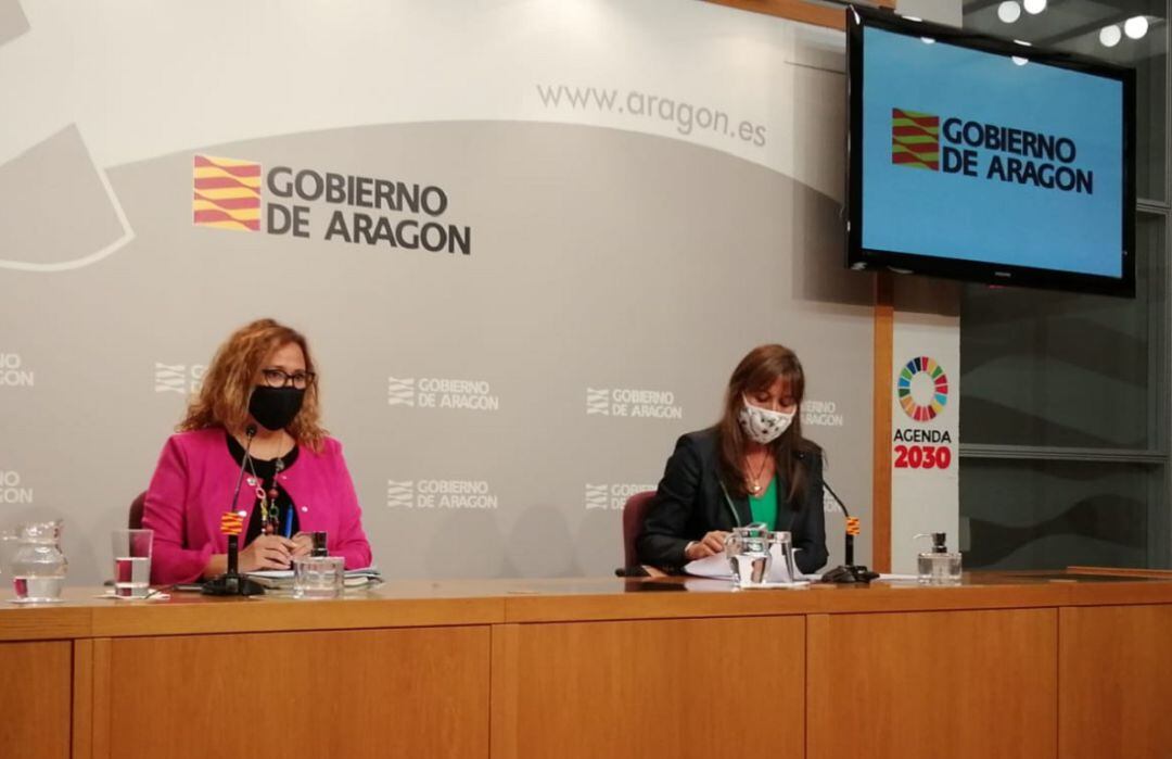 Las consejeras de Presidencia y Sanidad, Mayte Pérez y Sira Repollés, durante la rueda de prensa posterior al Consejo de Gobierno 