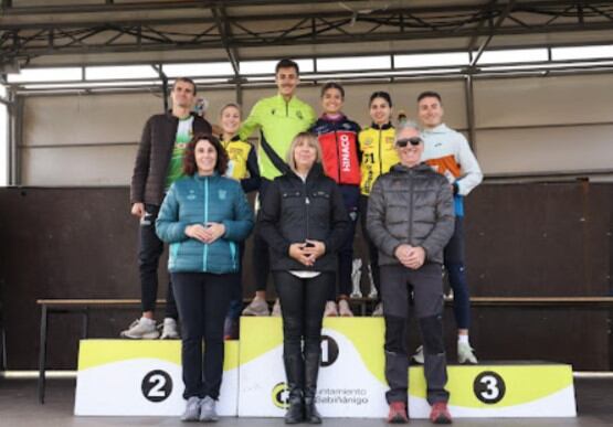 Entrega de premios a los ganadores