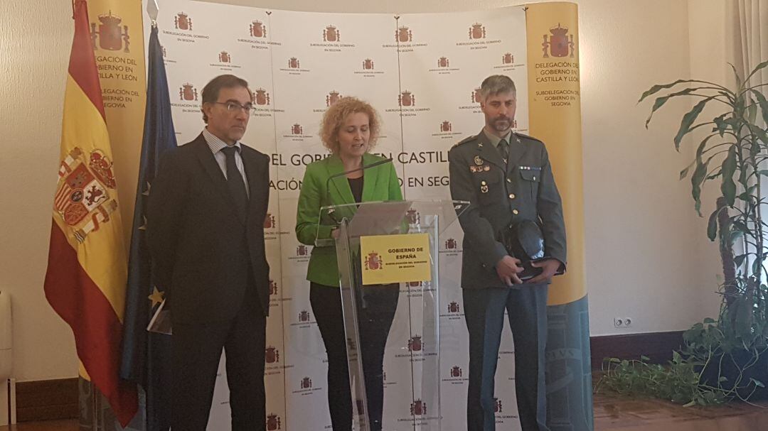 Ls subdelegada del Gobierno, Lirio Martín, durante la comparecencia de prensa para presentar la campaña especial de tráfico 