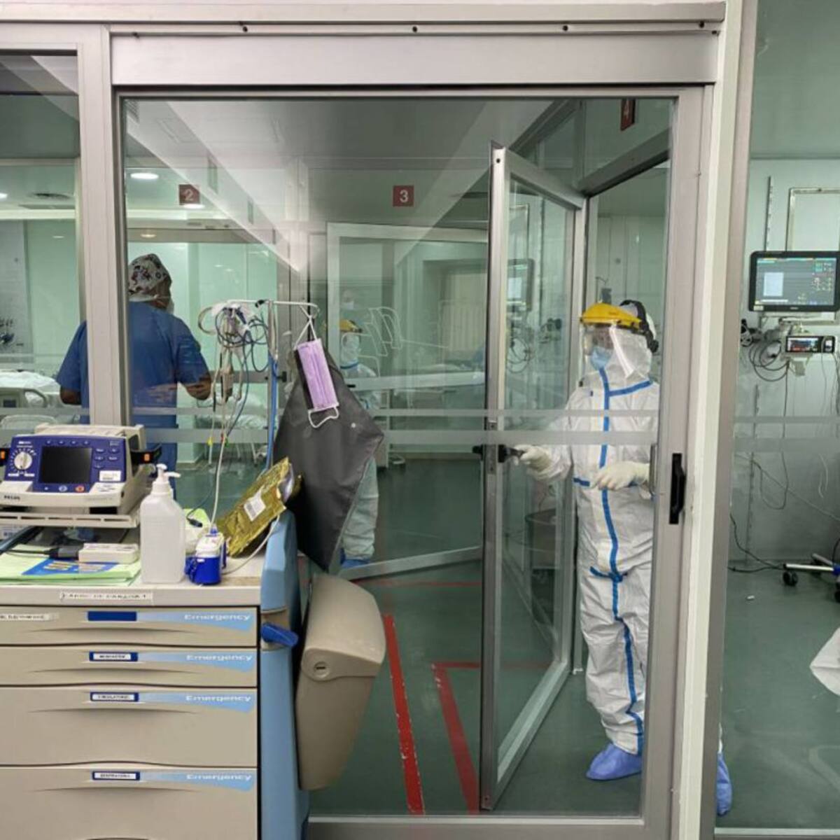 Sólo 8 pacientes siguen ingresados por Covid en las UCI de la Región de Murcia