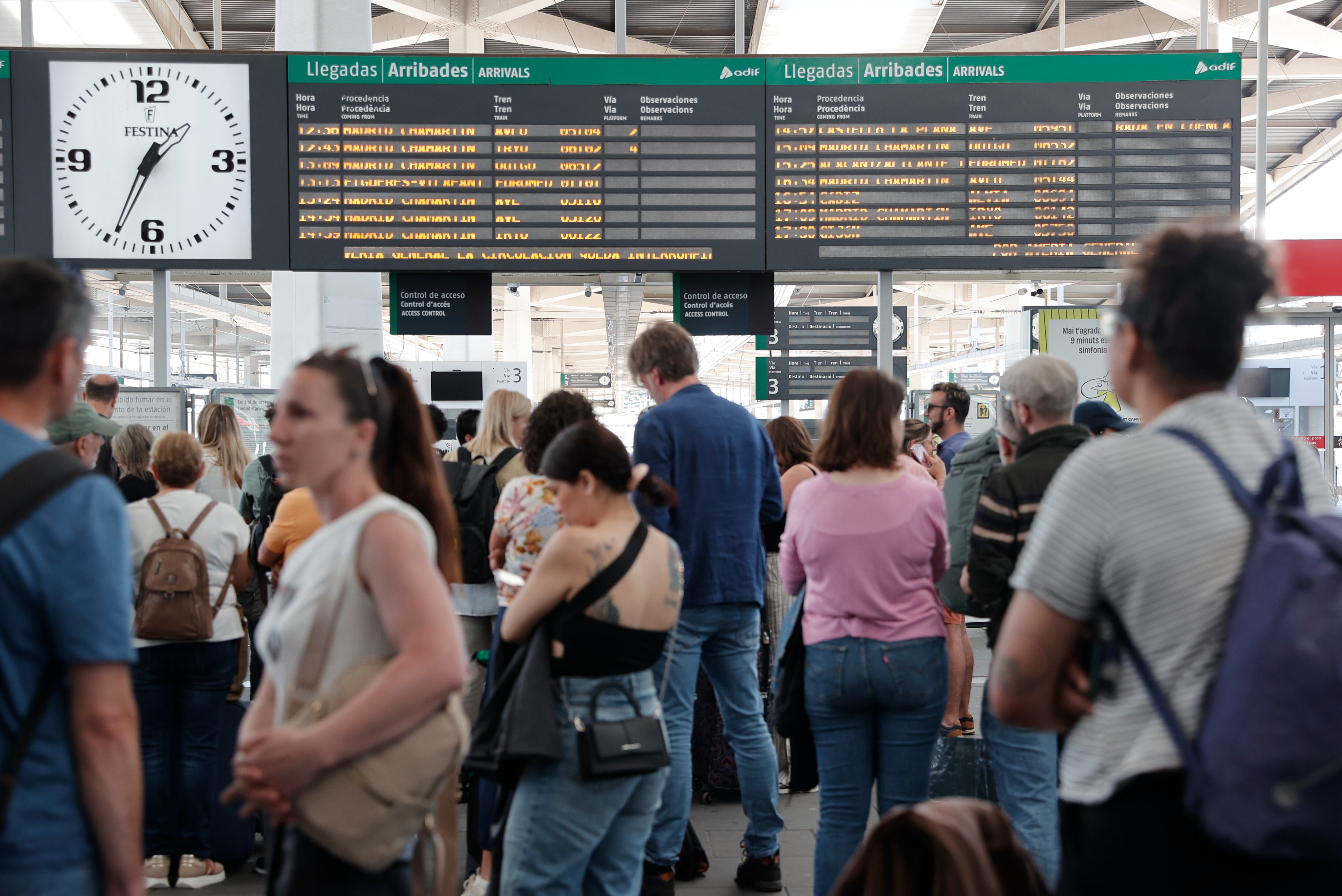 La Generalitat no pedirá desactivar el nivel 3 hasta que el Gobierno no dé garantías de que no hay más apagones