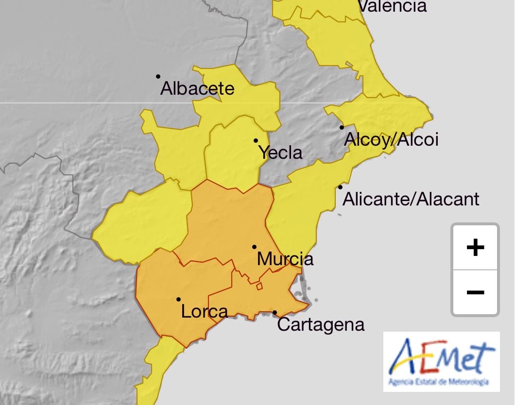 La AEMET activa en Lorca el aviso naranja por lluvias y tormentas.