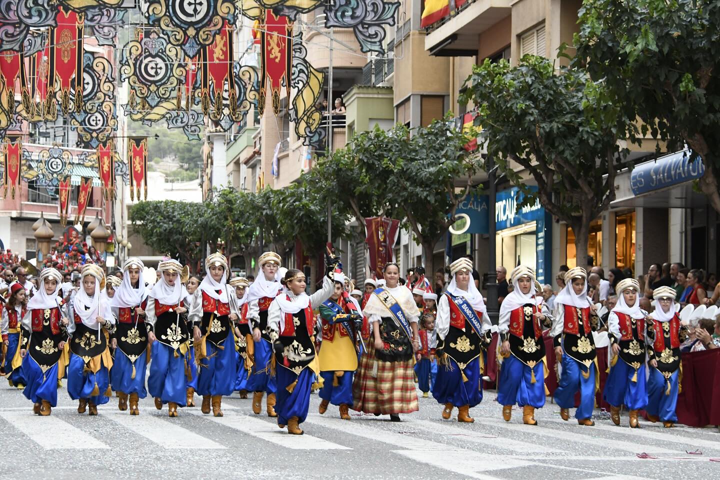 Bando Marroquí en el desfile de la Esperanza