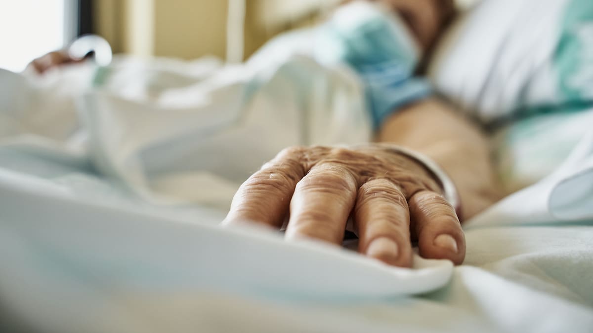 La Región de Murcia vuelve a superar los 300 ingresos hospitalarios por COVID-19