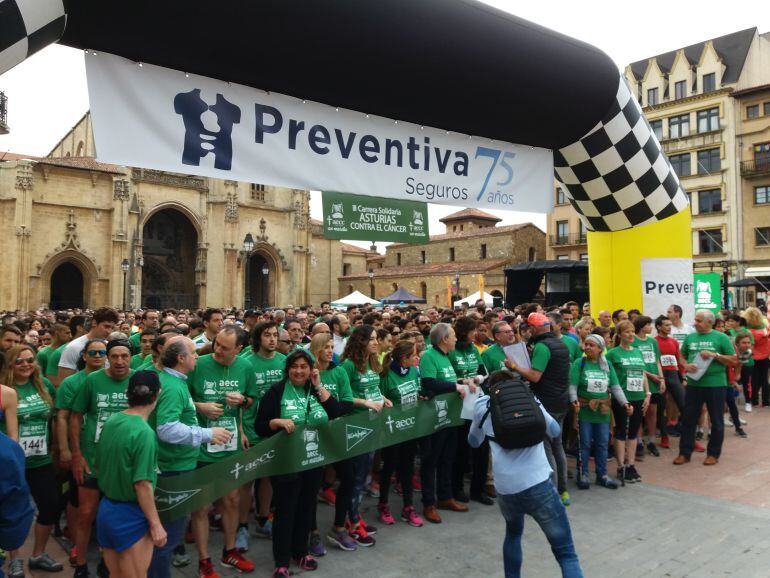 Salida de la III Carrera contra el Cáncer. Oviedo