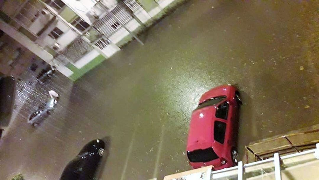 Imagen de la barriada inundada tomada por un vecino