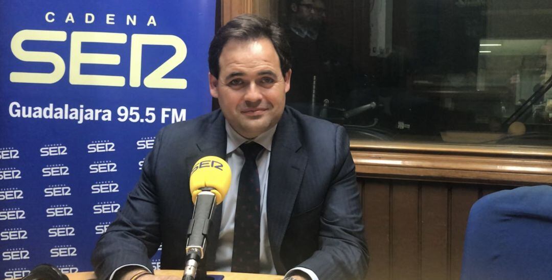 Paco Núñez, presidente del PP de Castilla-La Mancha desde los estudios de SER Guadalajara