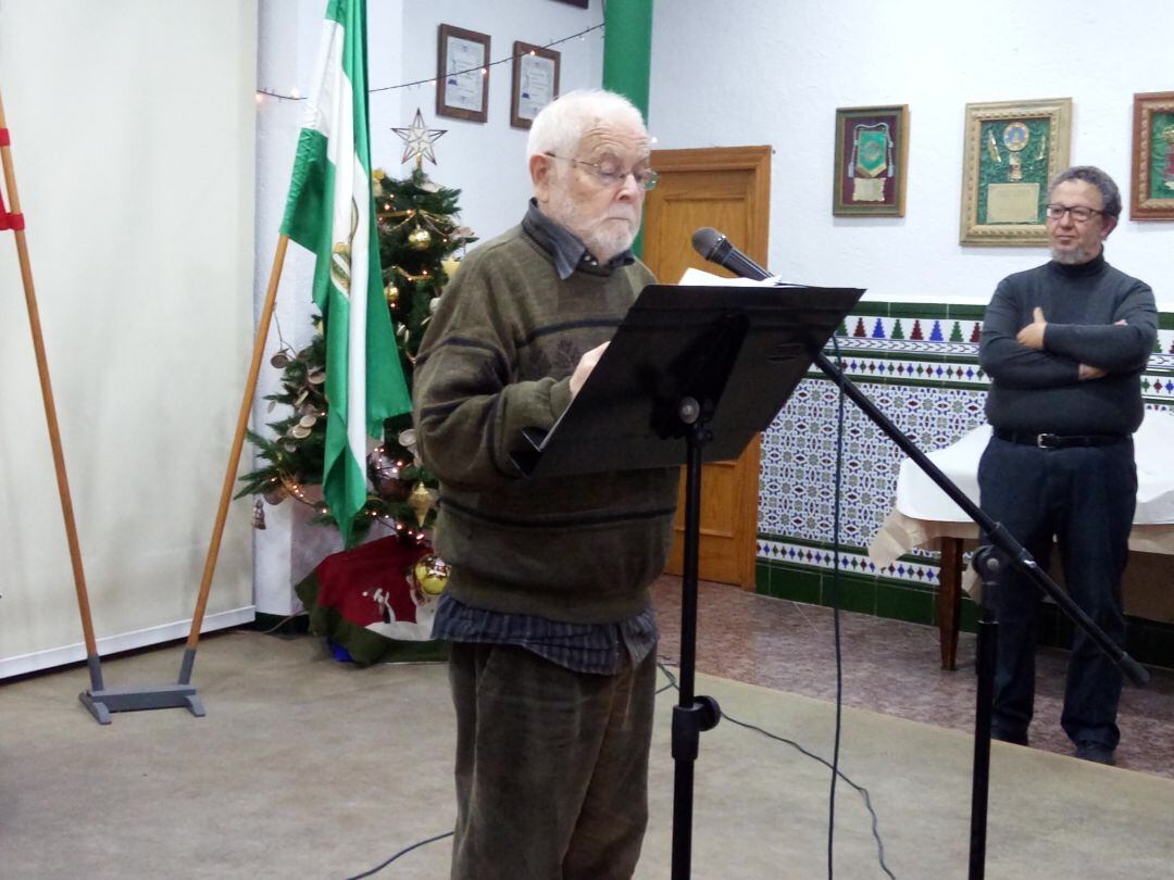 Imagen de archivo de Vicent Balaguer, en el Certamen de Poesía Adolfo Utor Acevedo de 2016, de la Casa de Andalucía de Dénia.