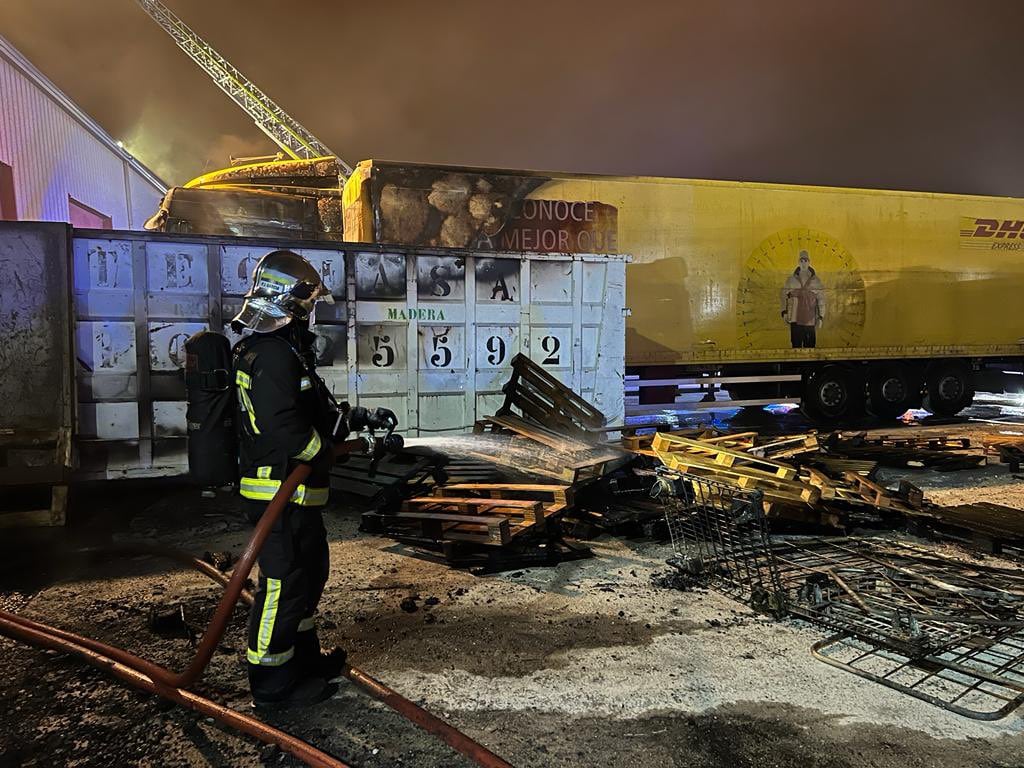 Las llamas han sido rápidamente controladas por los bomberos de la Comunidad de Madrid