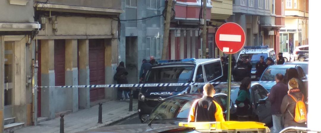 Edificio okupado en Os mallos, A Coruña