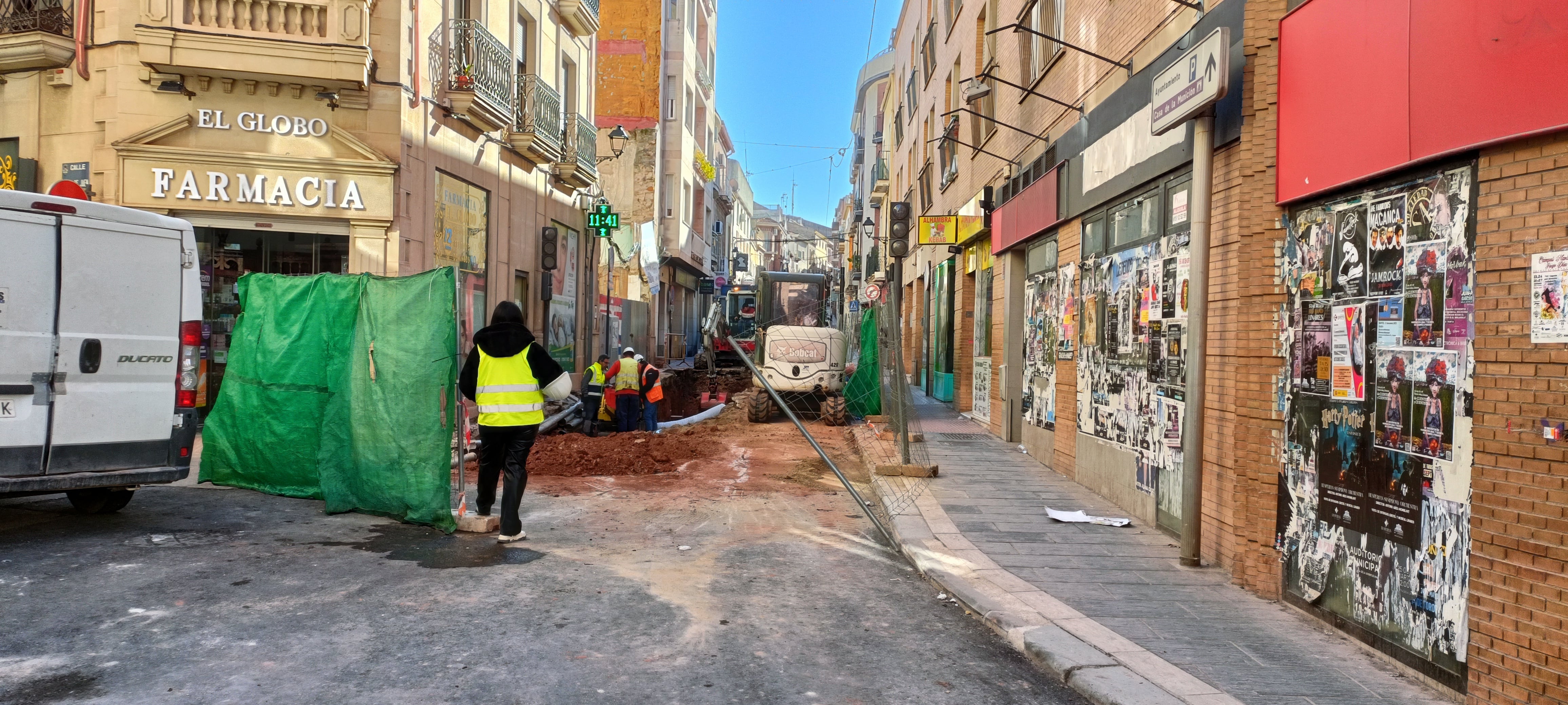 Obras hidraúlicas en Antón de Jaén hacia calle Ventanas.