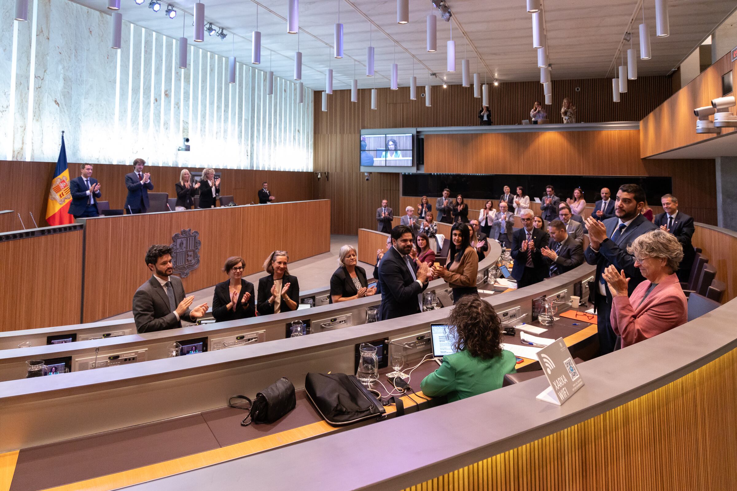 Consell General i el Govern s'acomiadaven amb una aplaudiment de Judith Casal, en la darrera sessió que va participar
