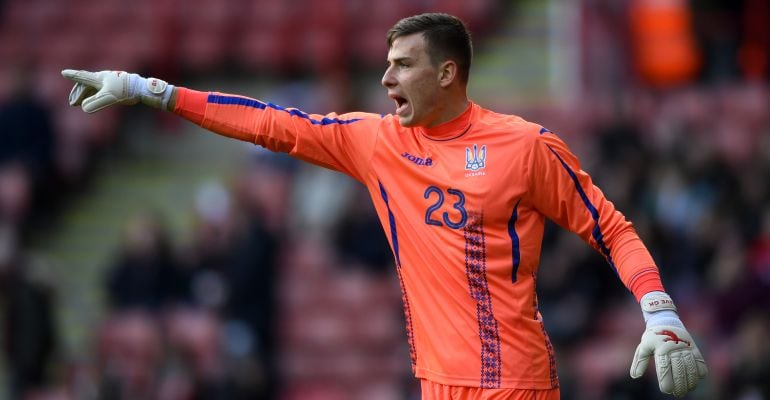 Andriy Lunin, durante un partido con la selección sub-21 de Ucrania