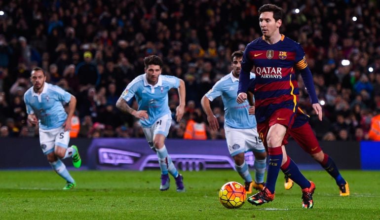 Leo Messi en el que centra a Luis Suárez en lugar de transformar el penalti en el partido contra el Celta (6-1).