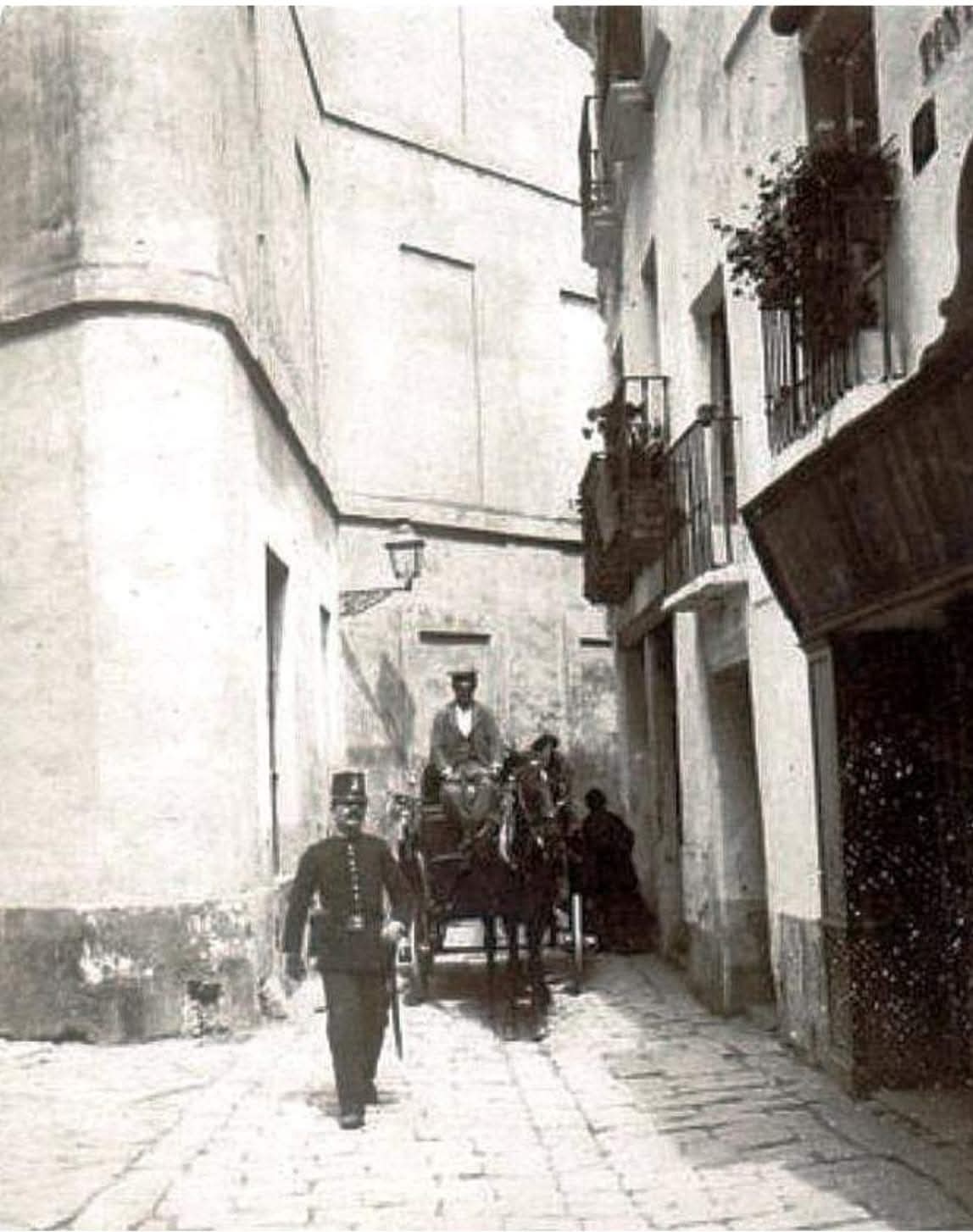 Imagen de la antigua calle Tintores en 1890