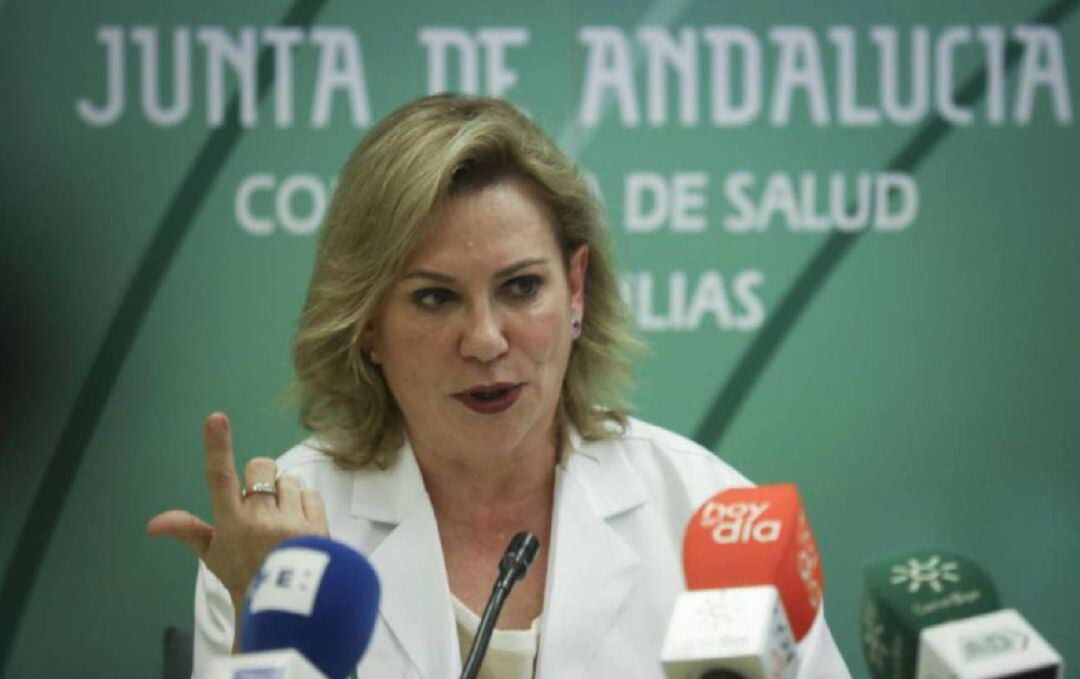 Jefa del Servicio de Medicina Preventiva del Hospital Reina Sofía y portavoz del grupo de seguimiento del coronavirus en Andalucía