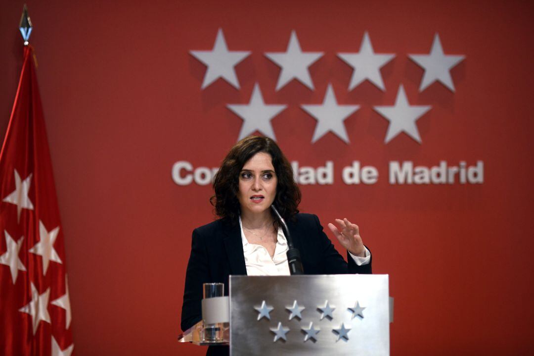La presidenta de la Comunidad de Madrid, Isabel Díaz Ayuso, durante una rueda de prensa.