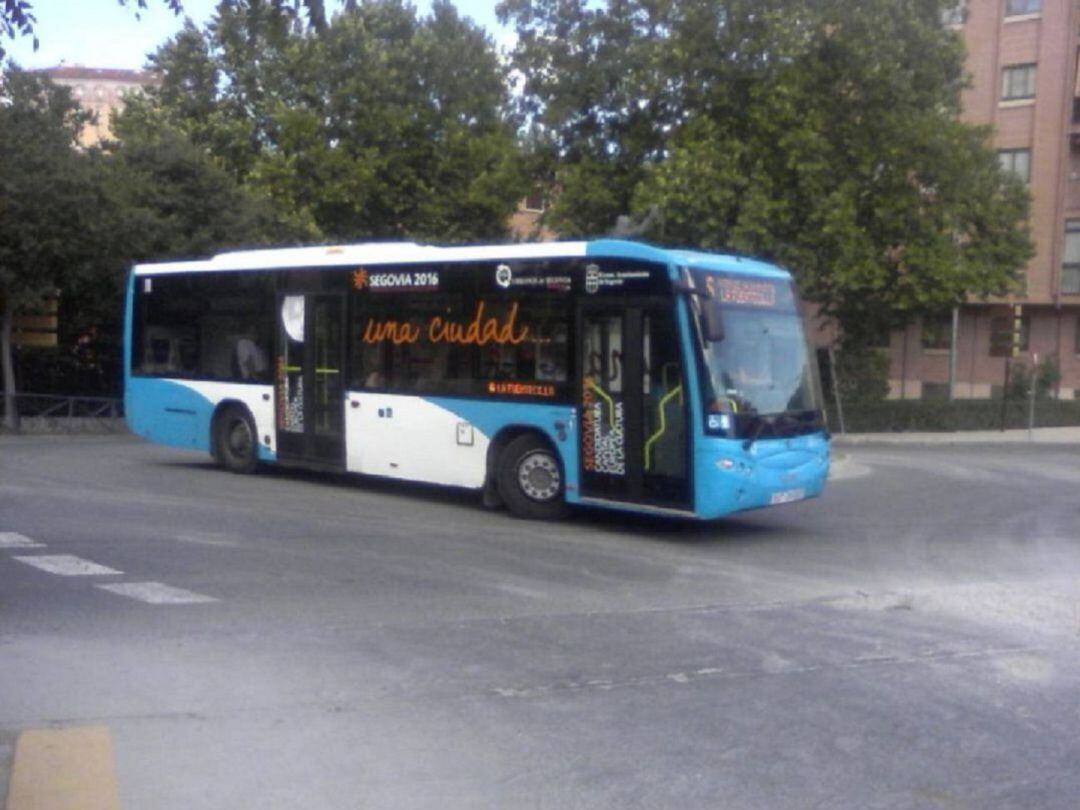 Autobús urbano en Colón