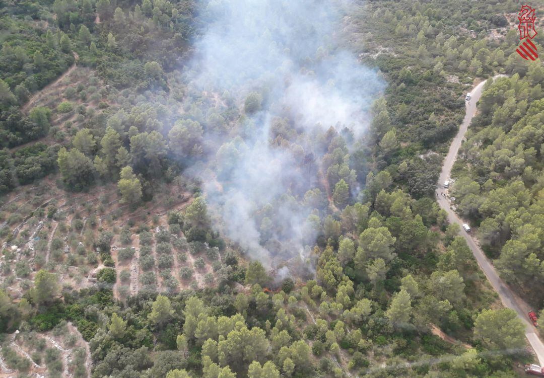 Incendio forestal en Barx