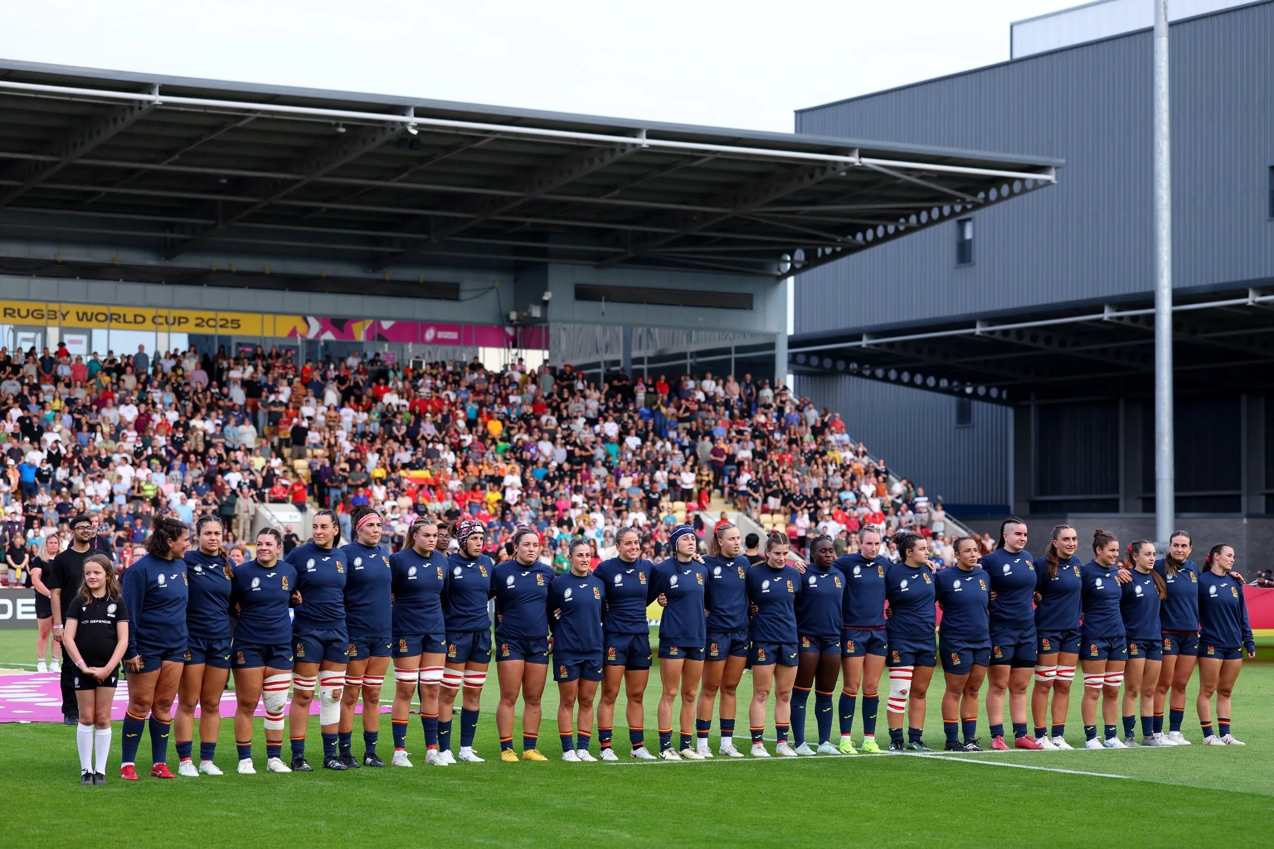 Jugadoras de la Selección Española de Rugby femenino en el primer partido del Mundial.