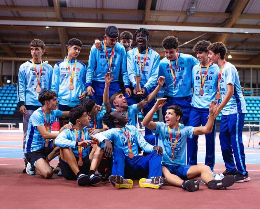 El Trops Cueva de Nerja que consiguió la tercera posición en el Campeonato de España sub 16 en Madrid