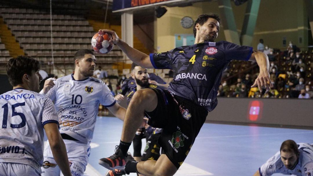 Erwin Feutchmann fue determinante en la victoria del ABANCA Ademar