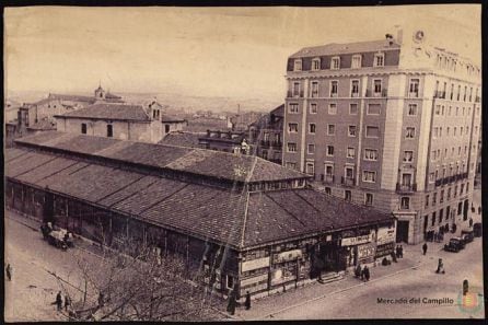 Imagen del antiguo mercado en la Plaza de España