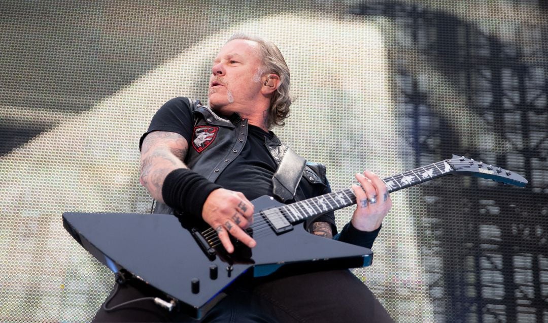 James Hetfield, vocalista de Metallica, durante un concierto en Londres