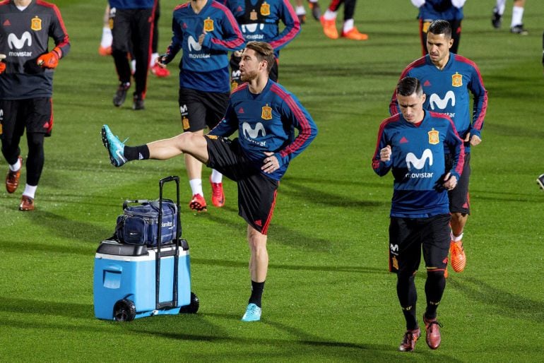 Sergio Ramos, junto a Callejón y Vitolo durante el entrenamiento de la selección española en la Ciudad del Fútbol