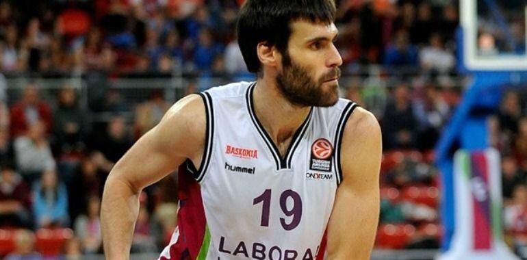 La lesión de Fernando San Emeterio deja muy mermado el juego exterior de Laboral Kutxa