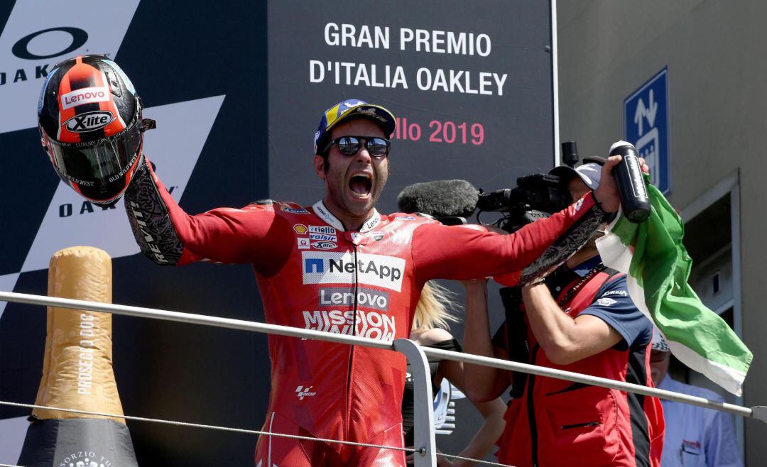 Petrucci celebra el triunfo en el G.P. de Italia.