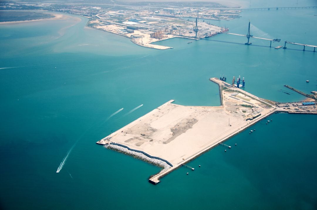 Zona donde se encuentra sumergido el pecio holandés del S.XVII en el Puerto de la Bahía de Cádiz